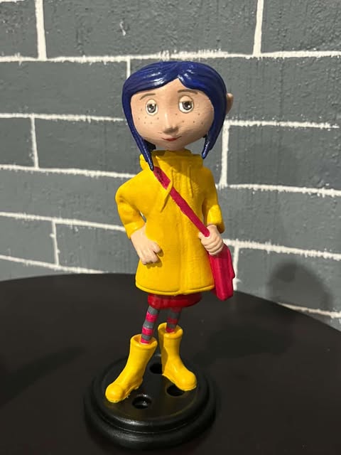 Figura de Coraline impresa en 3D